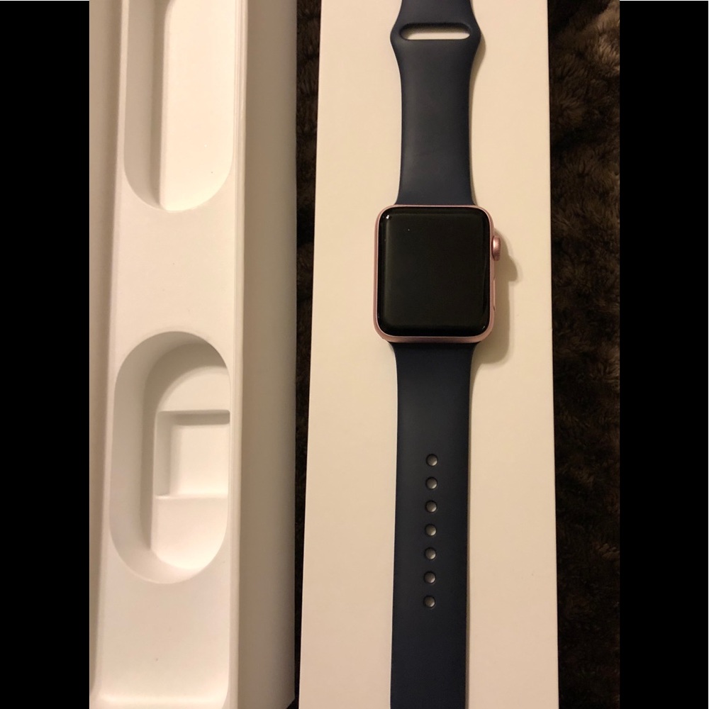 Apple Watch Series 2 / 42 mm/ Ceramic bezel